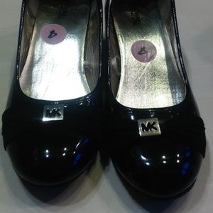 MICHAEL KORS Girls Dress Shoes
